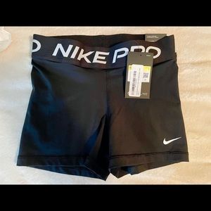 Nike pro shorts size adult S